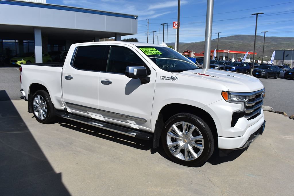 Certified 2024 Chevrolet Silverado 1500 High Country w/ Technology Package AWD/4WD image 7