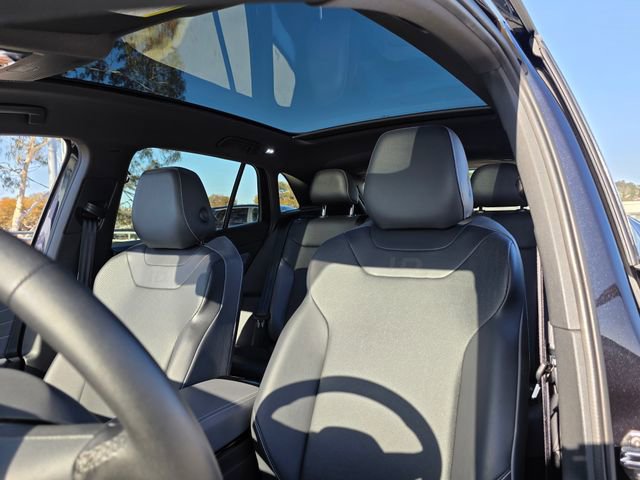 Used 2023 Volkswagen ID.4 Pro S AWD/4WD image 15
