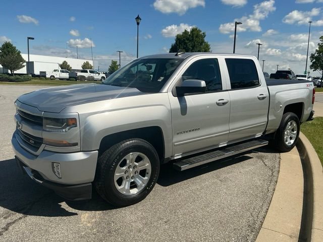 Used 2017 Chevrolet Silverado 1500 LT w/ All Star Edition AWD/4WD image 3