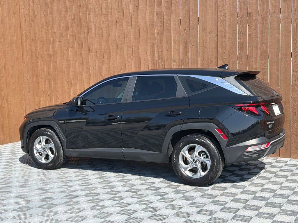 Used 2024 Hyundai Tucson SE image 12