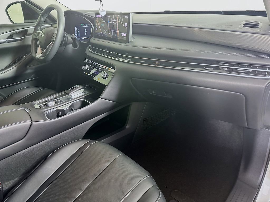 Certified 2024 INFINITI QX60 Luxe w/ Cargo Package image 39