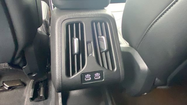 Used 2025 BMW X2 xDrive28i image 19