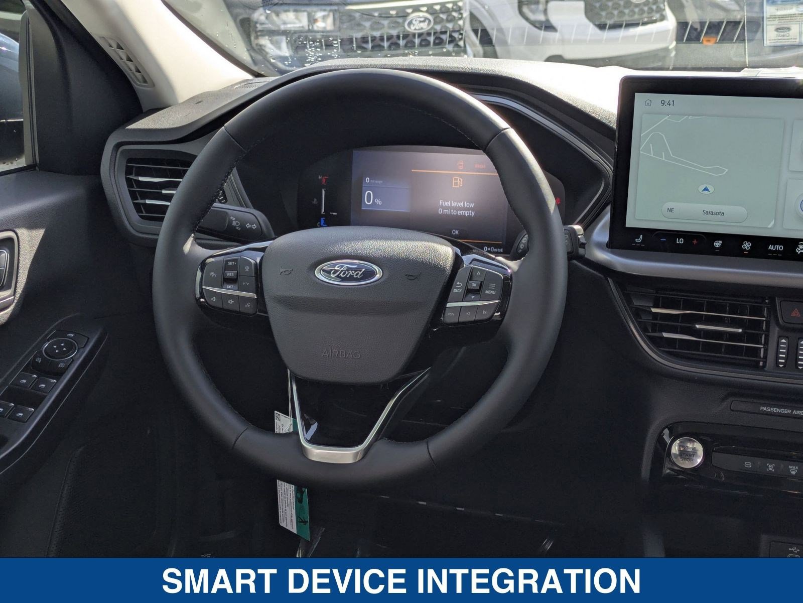 New 2025 Ford Escape SE image 18