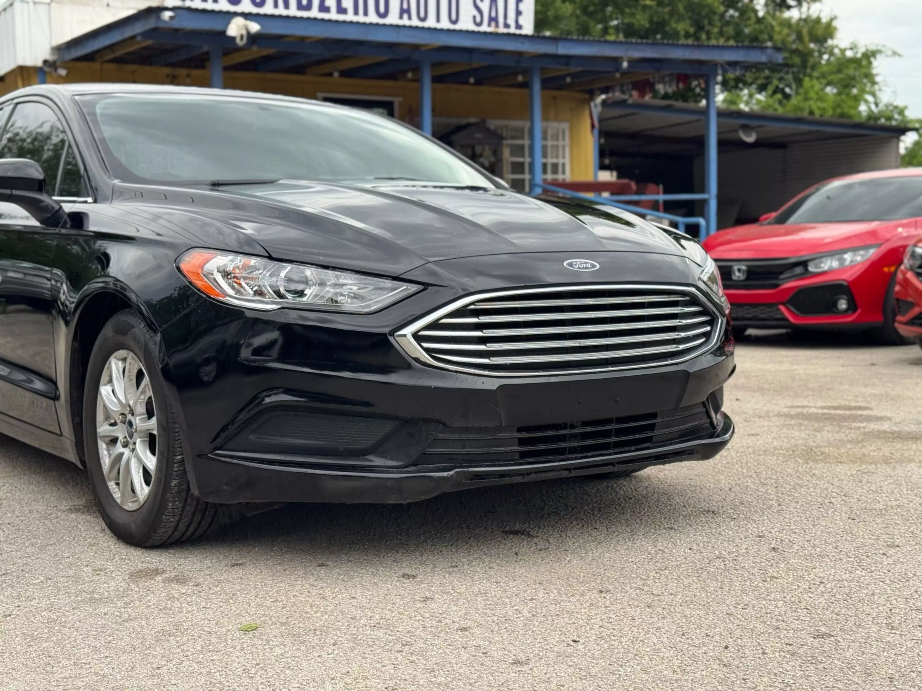 Used 2017 Ford Fusion S FWD image 2