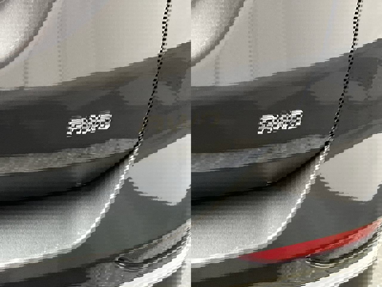 Used 2018 Chevrolet Equinox LS image 27