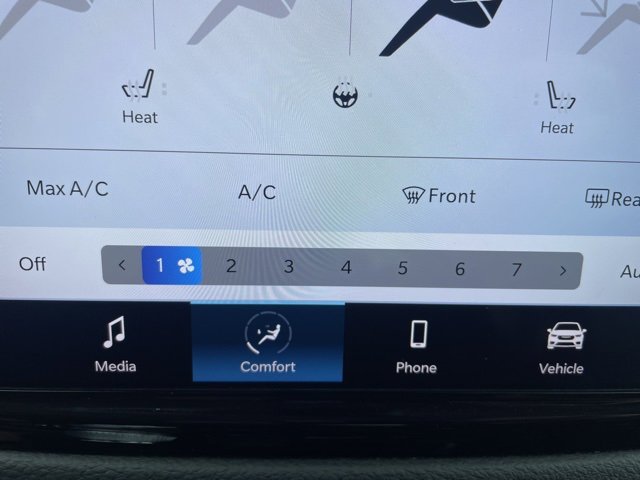 Used 2022 Chrysler Pacifica Touring-L image 25