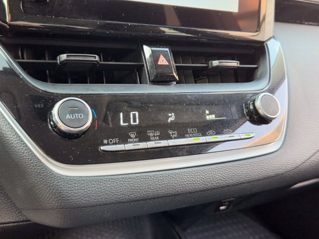 Used 2026 Toyota Corolla LE FWD image 20
