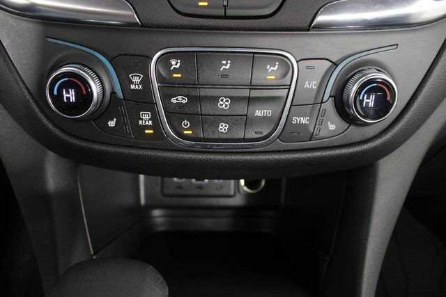 Used 2024 Chevrolet Equinox LT image 6