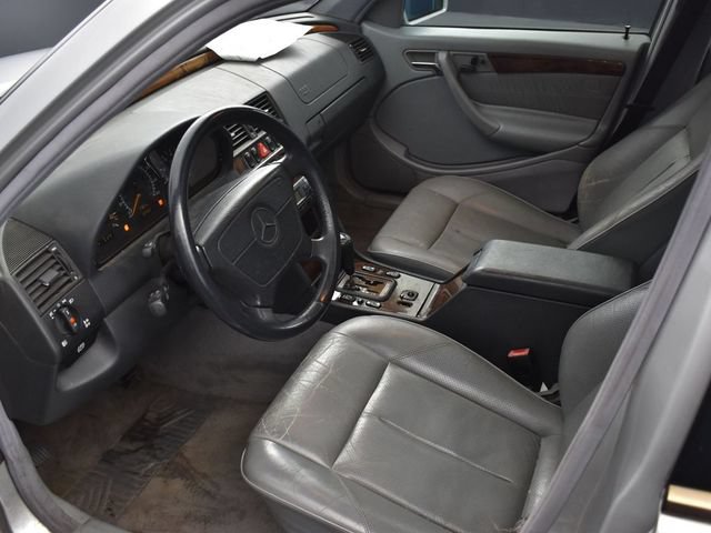 Used 1999 Mercedes-Benz C 230 image 7