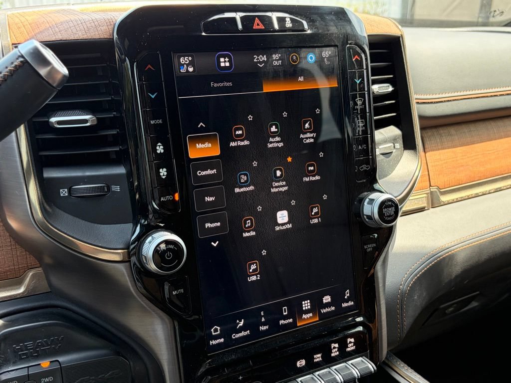 Used 2023 RAM 3500 Limited AWD/4WD image 35