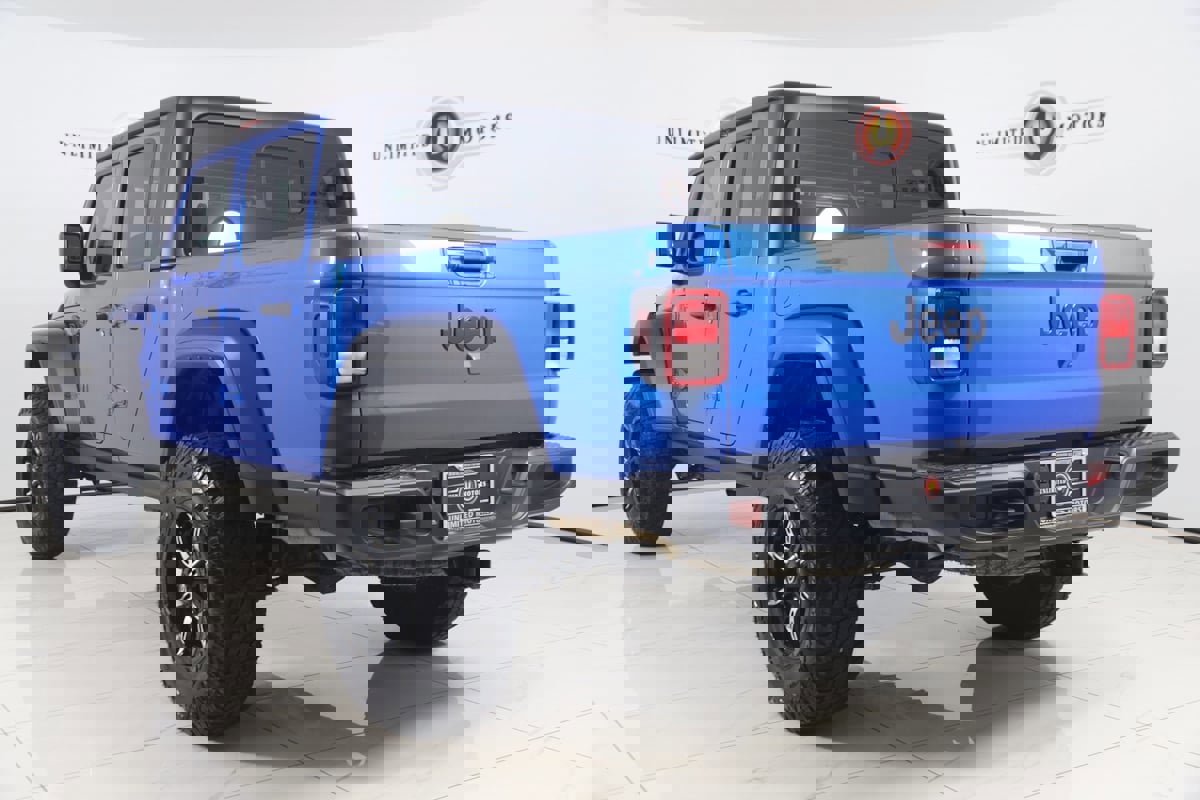 Used 2023 Jeep Gladiator Sport w/ Trailer Tow Package image 5