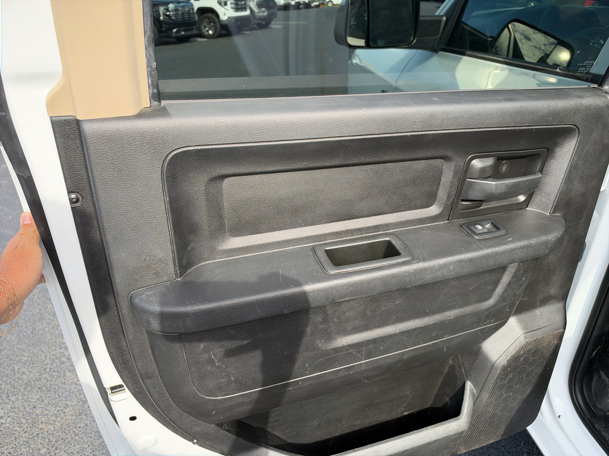 Used 2020 RAM 2500 Tradesman RWD image 14