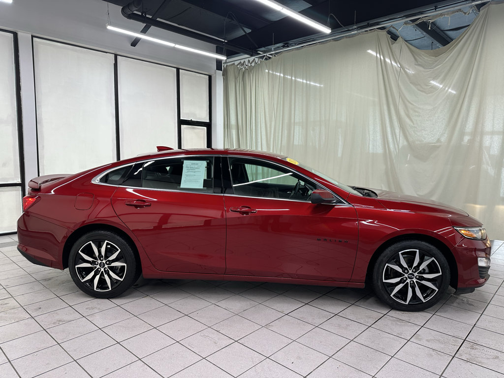 Certified 2024 Chevrolet Malibu RS FWD image 3