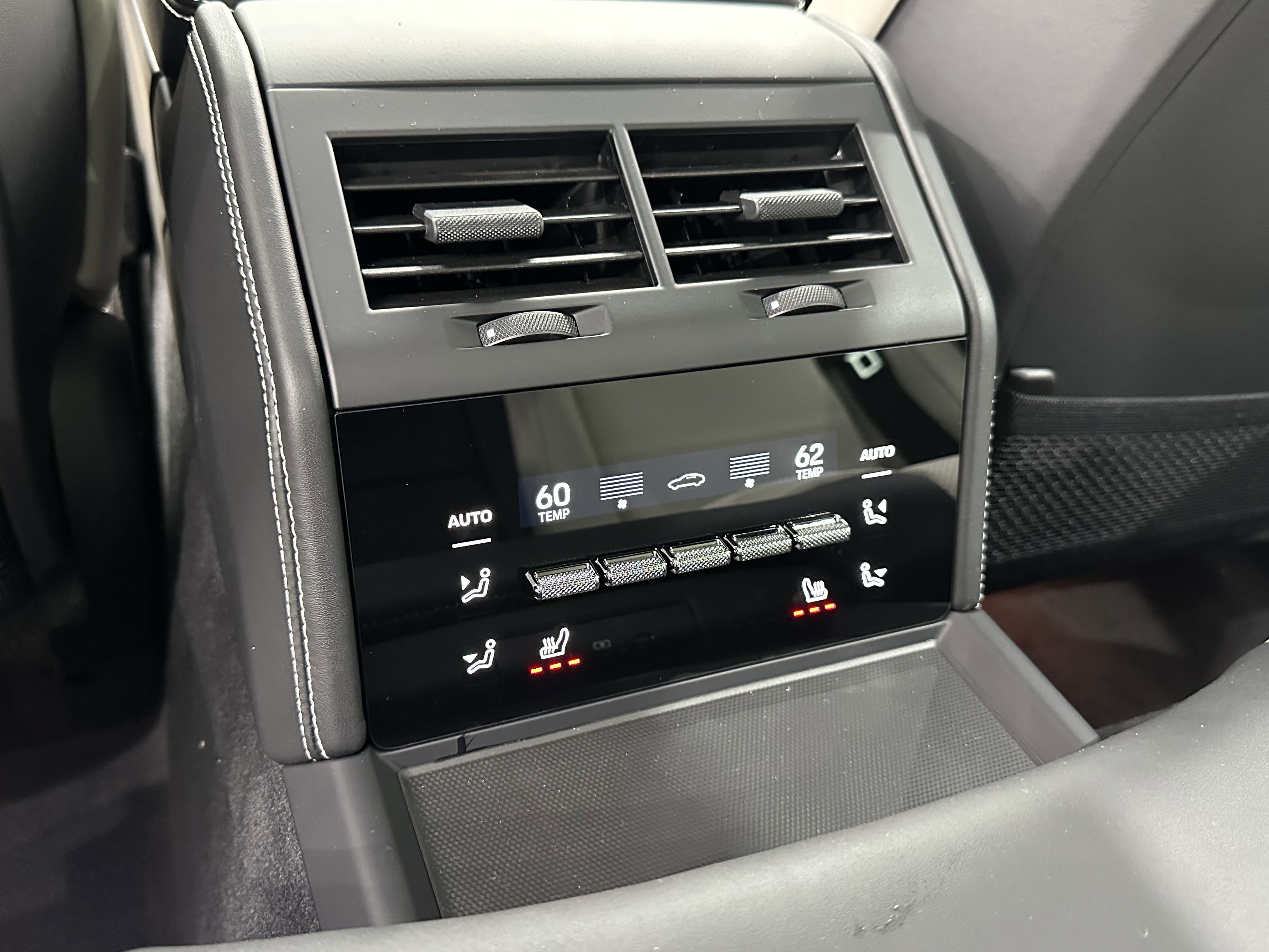 New 2025 Porsche Panamera image 21