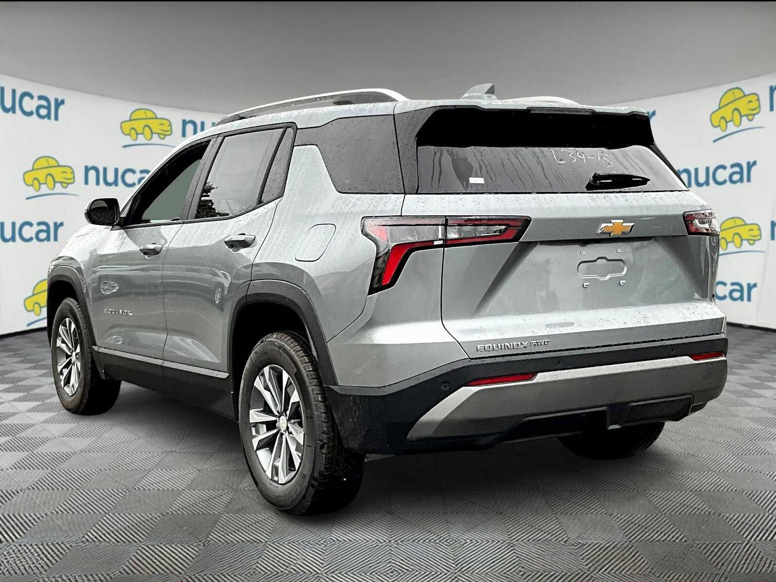 New 2026 Chevrolet Equinox LT w/ LPO, Floor Liner Package image 5