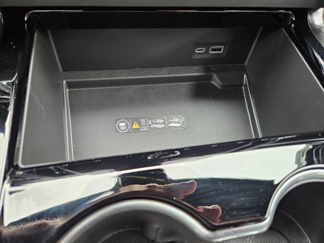 New 2026 GMC Yukon AT4 w/ AT4 Premium Plus Package AWD/4WD image 38
