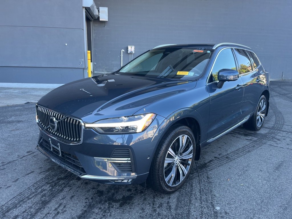 Certified 2022 Volvo XC60 B6 Inscription w/ Advanced Package