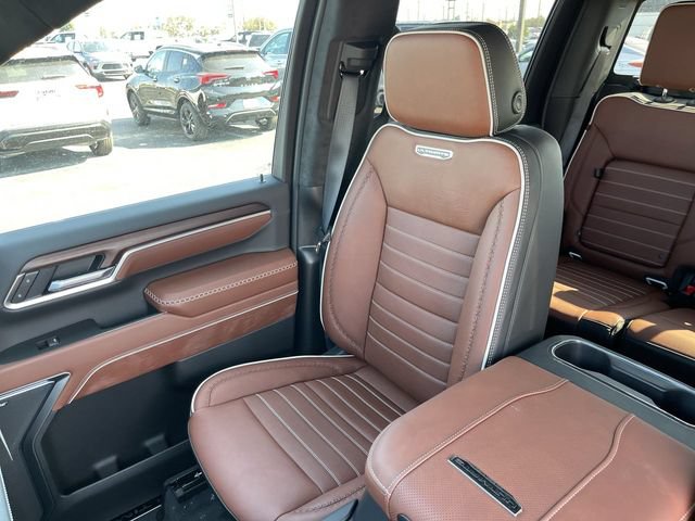 New 2026 GMC Sierra 3500 Denali Ultimate AWD/4WD image 24