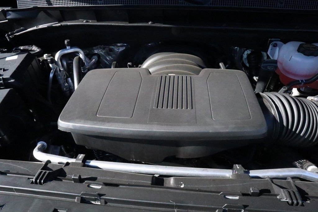 New 2026 Chevrolet Suburban Z71 w/ Comfort Package image 19