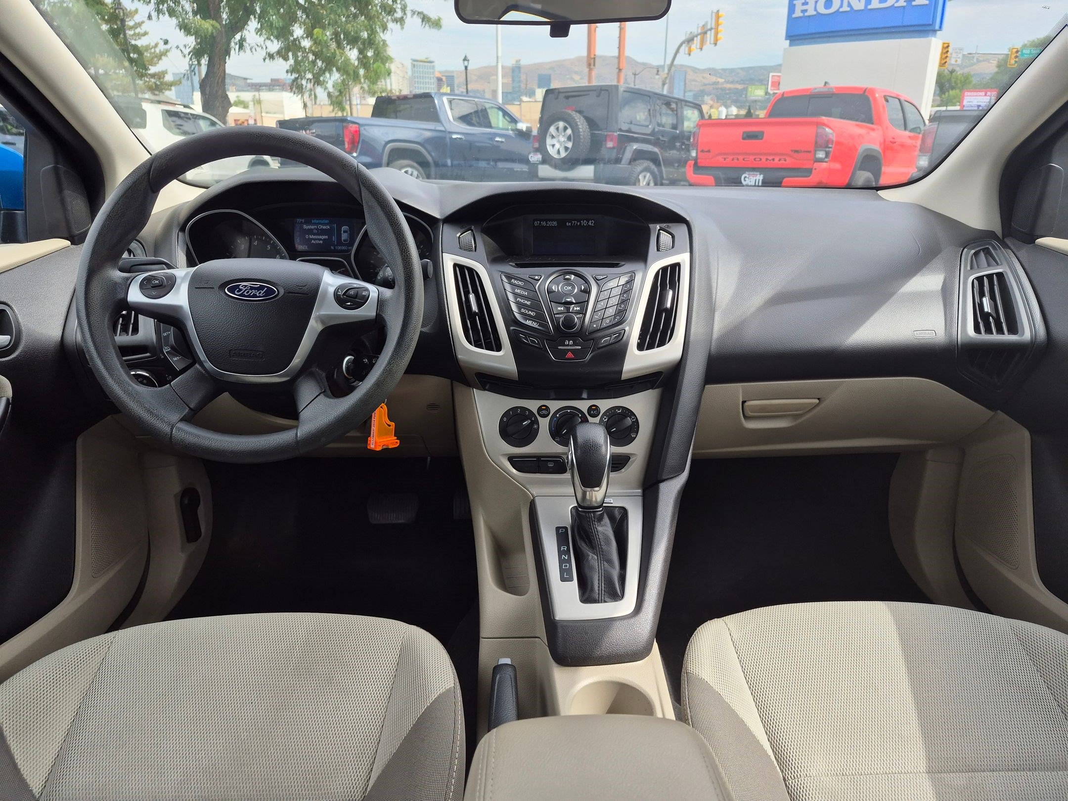 Used 2014 Ford Focus SE FWD image 26