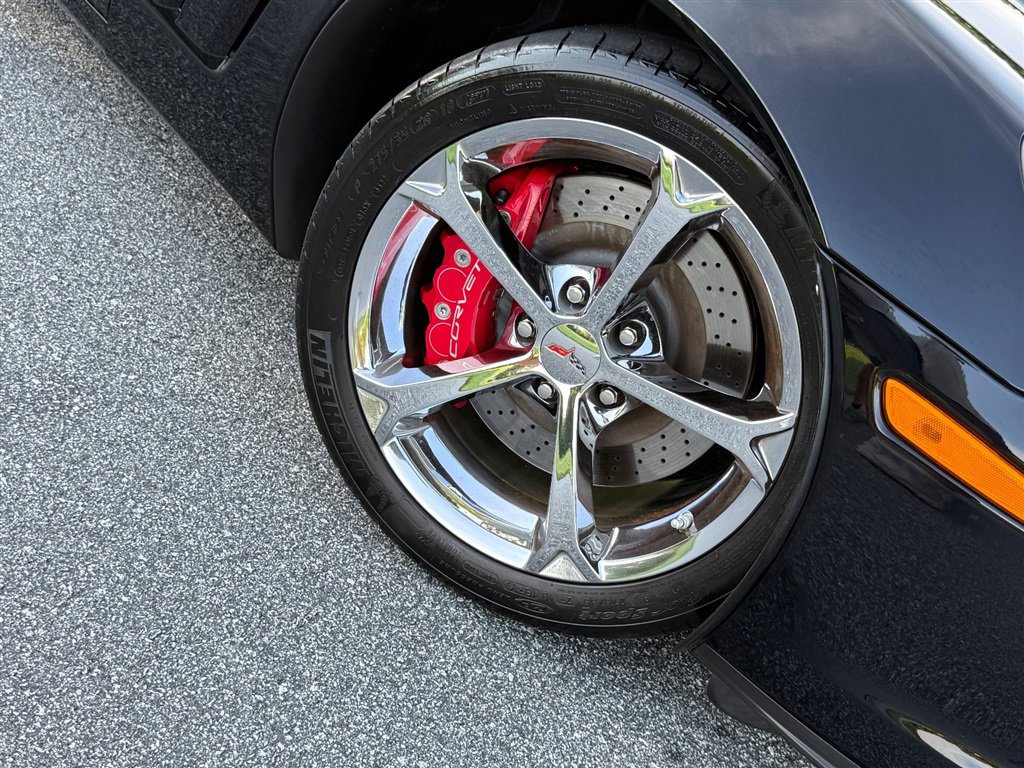 Used 2013 Chevrolet Corvette Grand Sport w/ 2LT Preferred Equipment Group RWD image 37