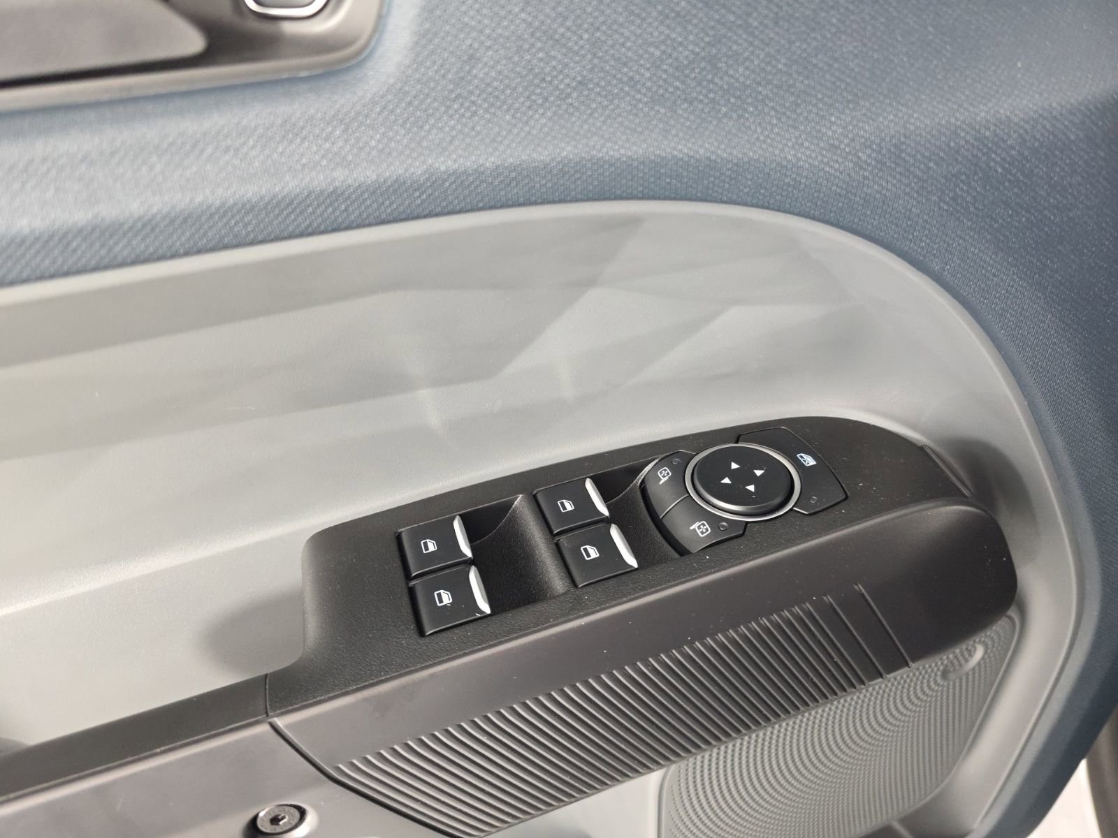 New 2025 Ford Maverick XLT w/ XLT Luxury Package image 22