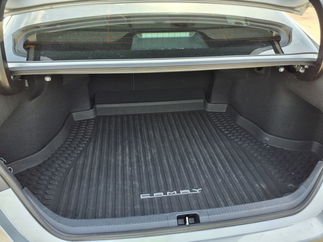 Used 2022 Toyota Camry SE w/ Convenience Package image 26