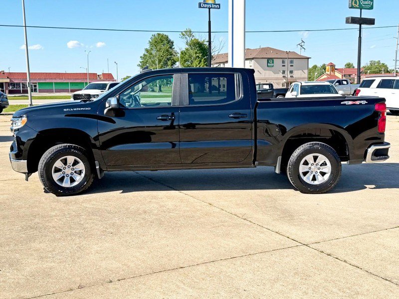 Used 2025 Chevrolet Silverado 1500 LT w/ Work Truck Package AWD/4WD image 7