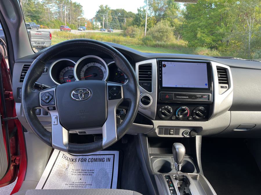 Used 2015 Toyota Tacoma 4x4 Double Cab image 7