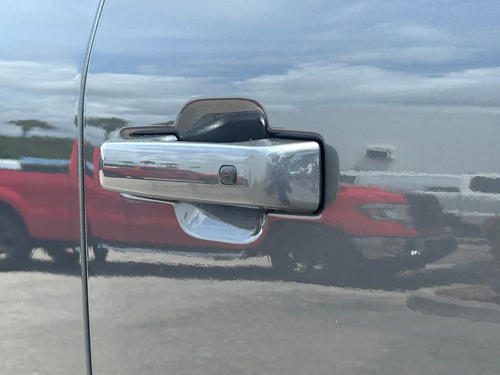 New 2026 Ford F250 Lariat image 24