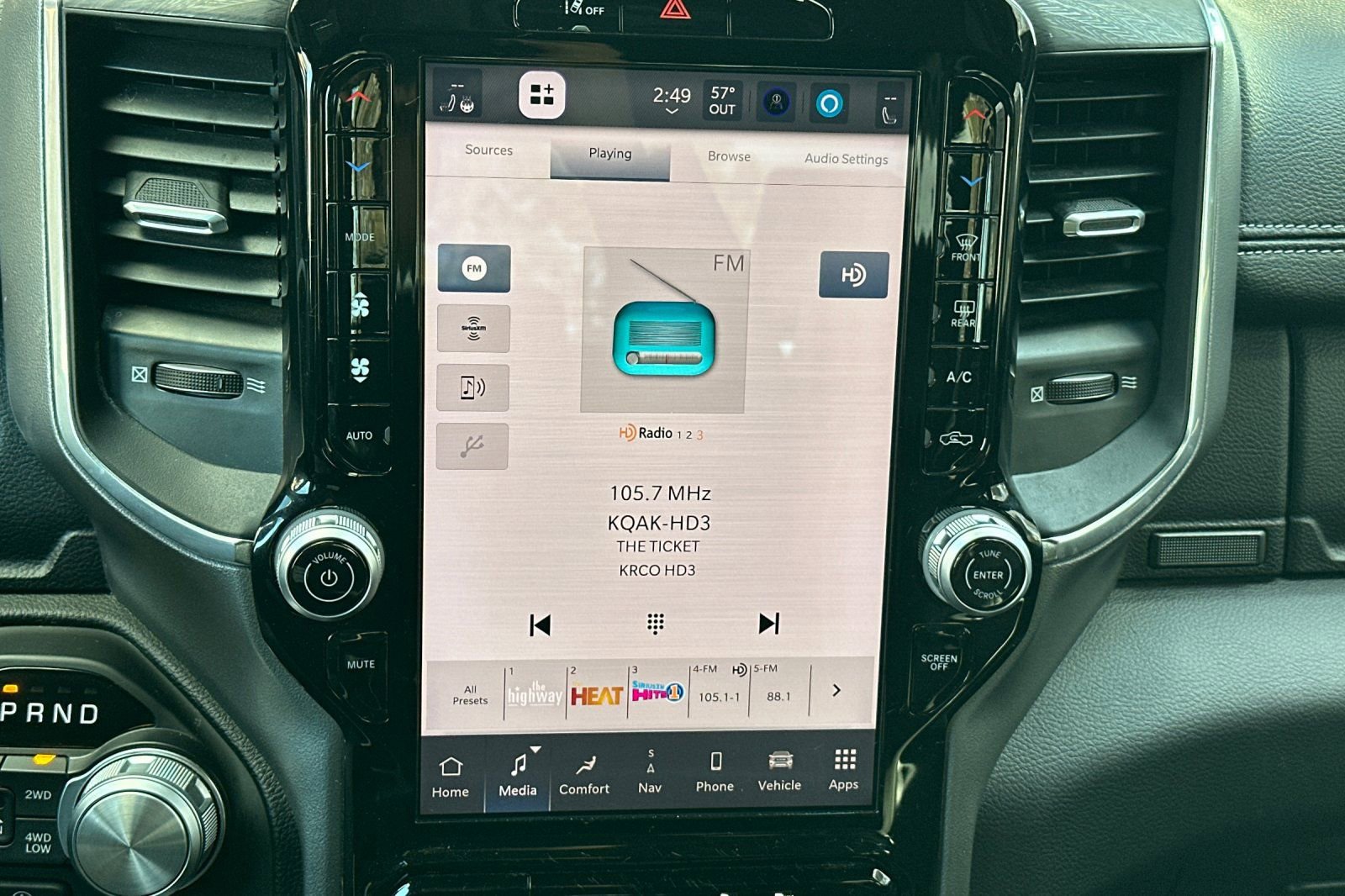 Used 2025 RAM 1500 Laramie image 17