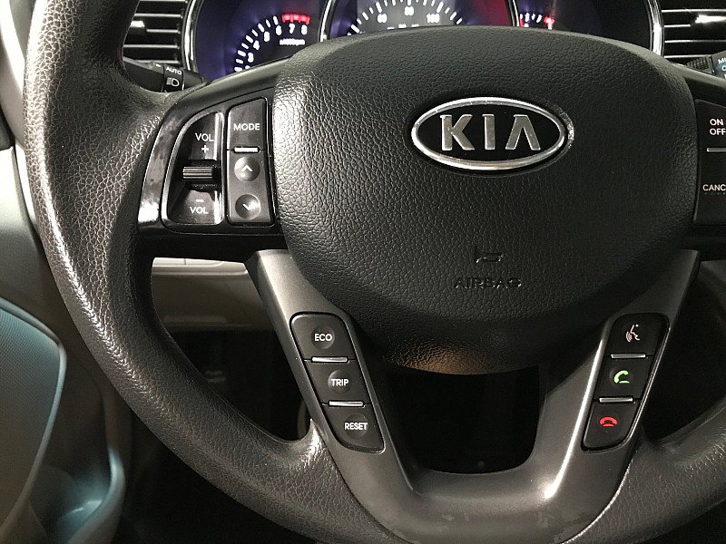 Used 2012 Kia Optima LX FWD image 24
