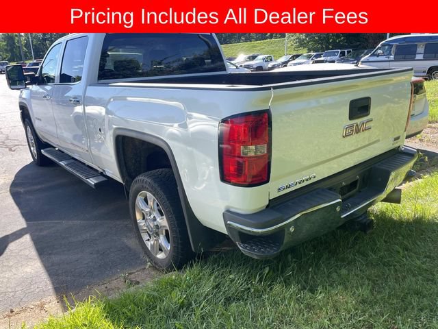 Used 2019 GMC Sierra 2500 SLT w/ Duramax Plus Package AWD/4WD image 6