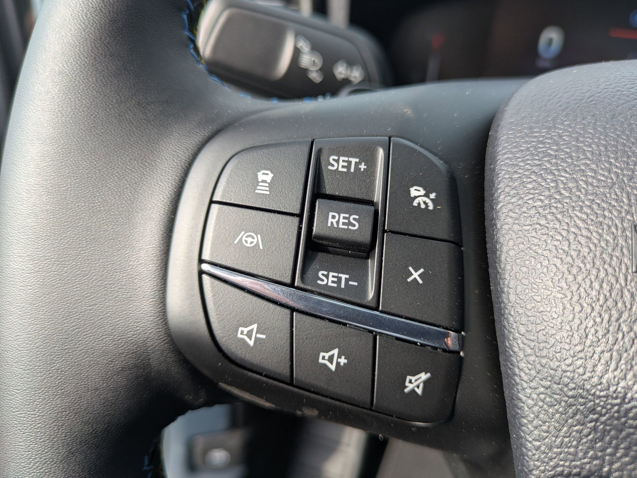 New 2026 Ford Maverick Lobo AWD/4WD image 16
