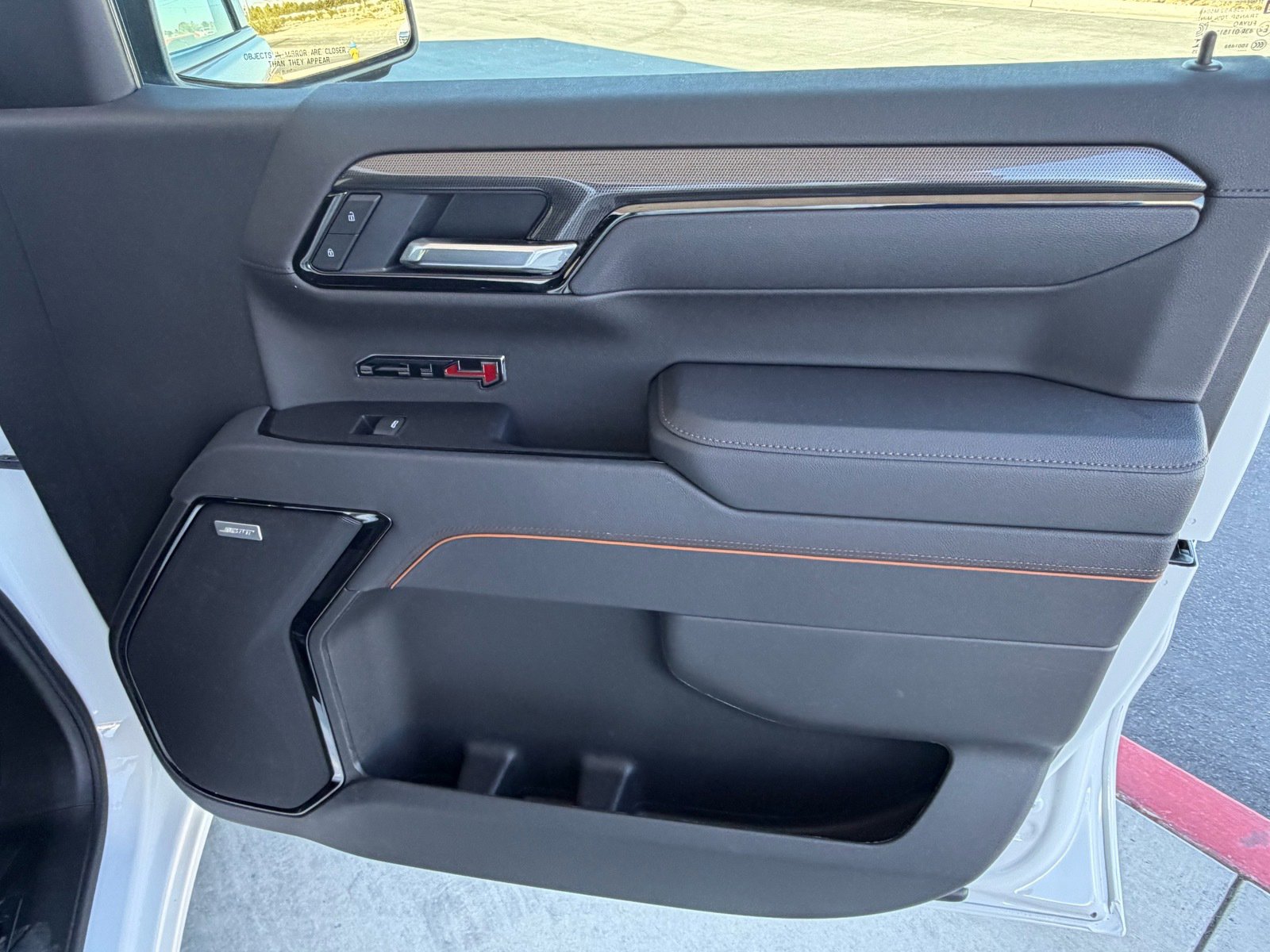 Used 2025 GMC Sierra 1500 AT4 image 22