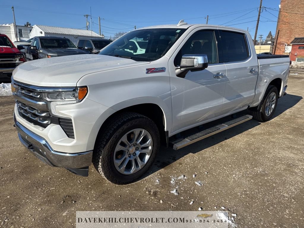 Used 2022 Chevrolet Silverado 1500 LTZ image 1