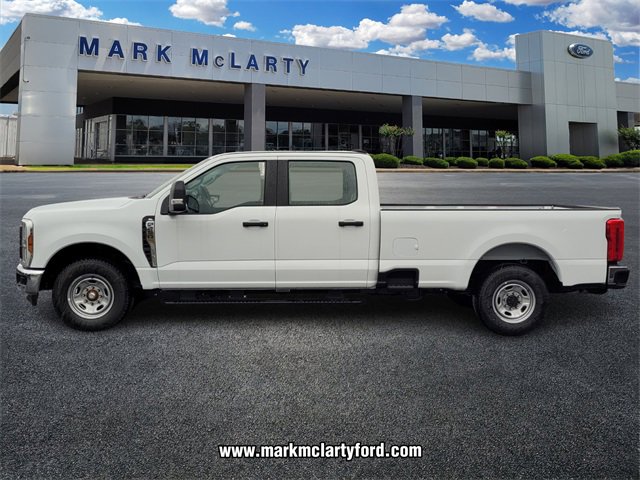 New 2026 Ford F250 XL w/ XL Chrome Package image 4