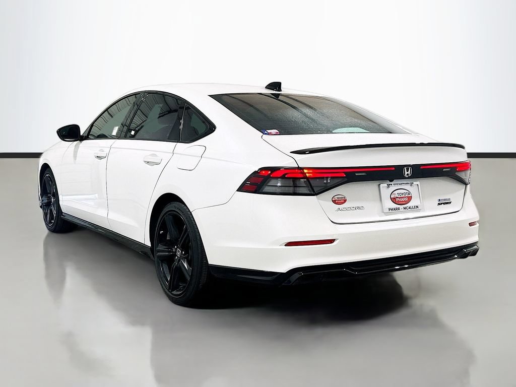 Used 2025 Honda Accord Sport image 6