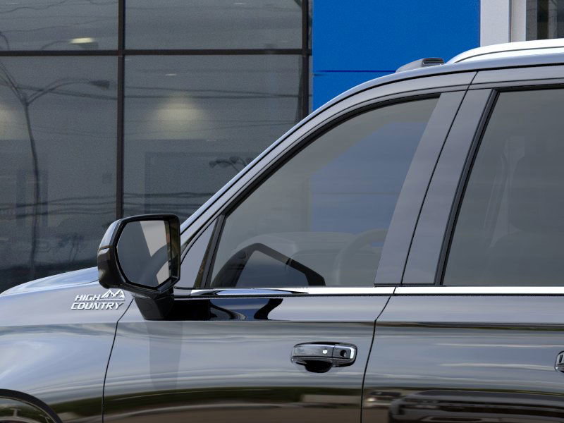 New 2026 Chevrolet Suburban High Country image 12