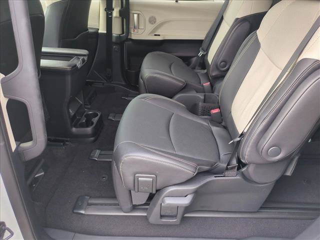 Used 2026 Toyota Sienna Limited AWD/4WD image 20
