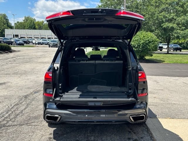 Used 2022 BMW X7 M50i w/ Cold Weather Package AWD/4WD image 33