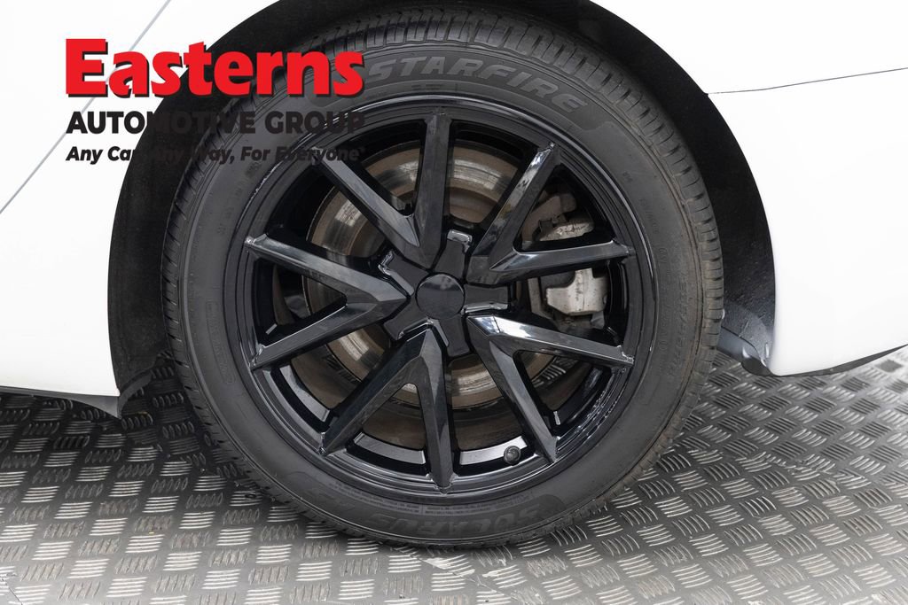 Used 2023 Tesla Model 3 Standard Range RWD image 27