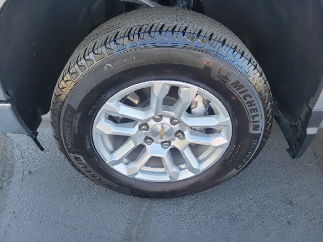 Used 2025 Chevrolet Silverado 1500 LT AWD/4WD image 32