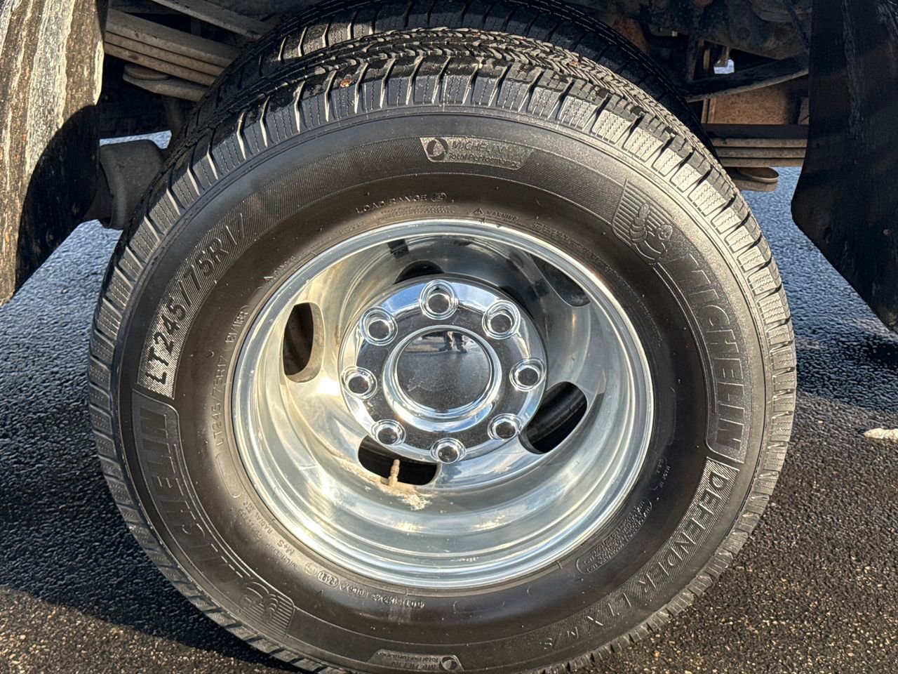 Used 2015 Ford F350 Lariat w/ Lariat Ultimate Package image 10