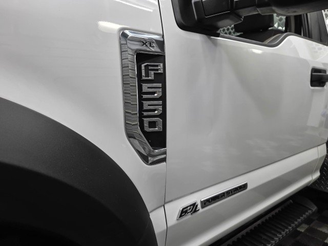 Used 2021 Ford F550 2WD Regular Cab Super Duty image 34
