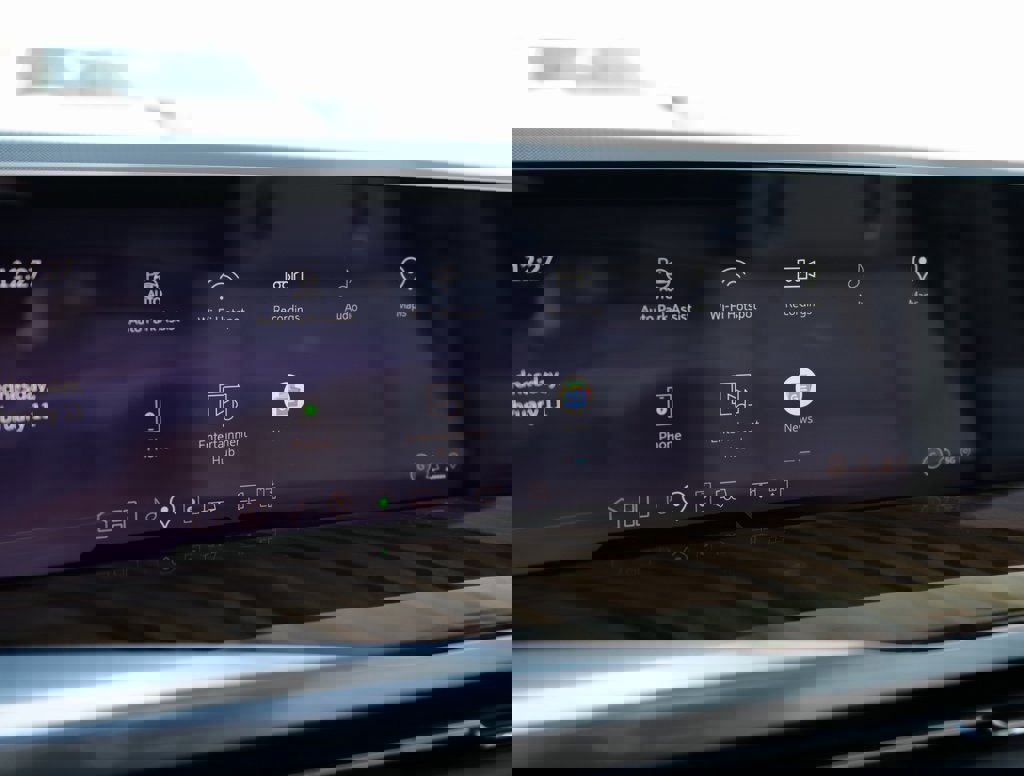 New 2026 Cadillac Escalade Platinum Sport w/ LPO, Floor Liner Package image 20