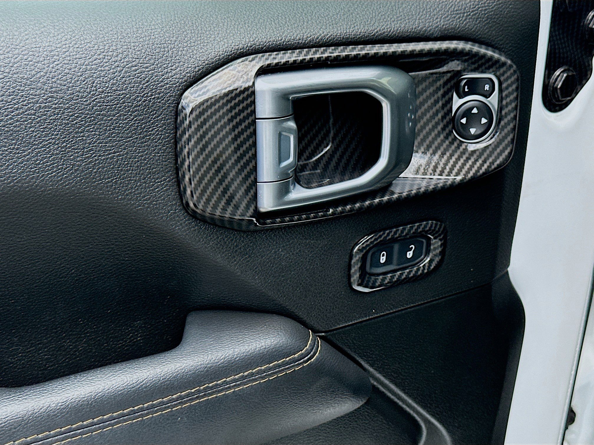 Used 2023 Jeep Wrangler Unlimited Sahara image 15