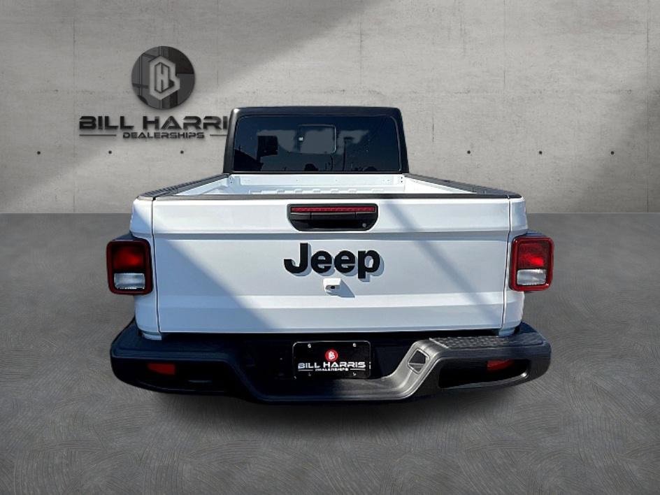 New 2025 Jeep Gladiator Sport image 6