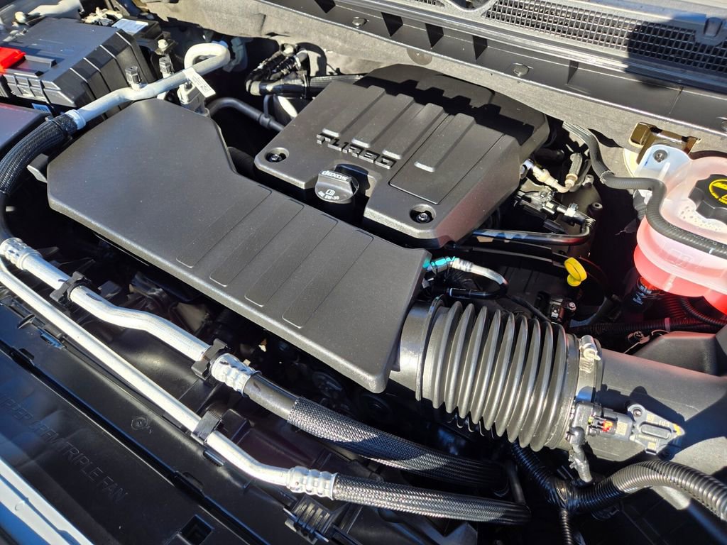 Certified 2024 Chevrolet Silverado 1500 Custom Trail Boss w/ LPO, Dark Essentials Package image 17