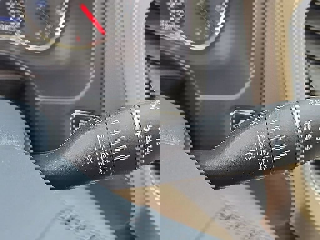 Used 2023 GMC Acadia Denali w/ Denali Ultimate Package image 26